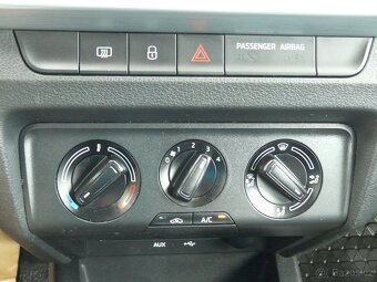 Škoda Fabia lll. kombi 1.2 TSi-66kw, r. 2015, TOP stav - 17