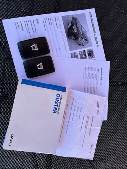 Dacia Duster 1,3TCe 150PS, Navi,Kamery,KeyFree,Climatronic,. - 17