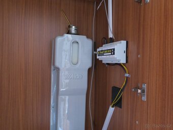 Prodám Karavan Adria Adora 613HT Klimatizace + předstan - 17