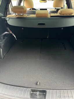 Hyundai SantaFe 2.2 CRDI LUXURY 4x4 2021,7míst, Diesel 148kW - 17