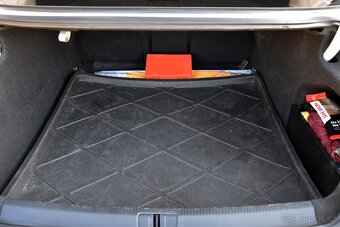 Volkswagen Passat CC 2.0 TSi 147 kW DSG6,XENON,KŮŽE,NAVI,ALU - 17