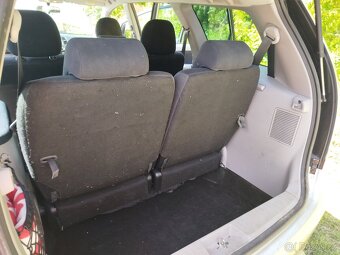 Mitsubishi Grandis 2,0 DID -- 7 Místné - 17
