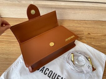Jacquemus Le Grand Bambino hnedá kabelka - 17
