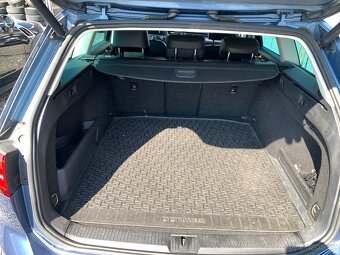 VOLSVAGEN PASSAT 2.0 TDi 176kW 4x4 DSG HIGLINE - 17