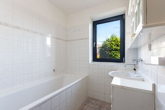 Rodinný dům k pronájmu ve Skalici s výhledem na Lysou horu - 17