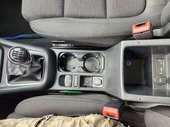 VW Sharan 2.0TDI 110kw FACELIFT 7míst Navi Serviska - 17