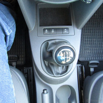 Volkswagen Caddy 1,6TDi 75kw, 5 sedadel, 2015, 172tkm - 17