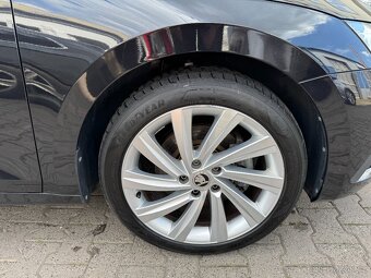 Škoda Octavia 4 iV 1.4 TSI 150kW DSG ACC Head-up Kamera Navi - 17