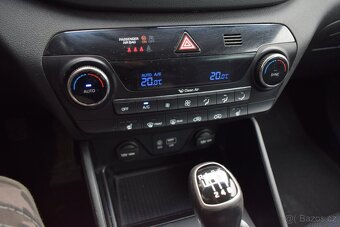 Hyundai Tucson 1.6 GDi/NAVI/KAMERA/MANUÁL/AC/ - 17