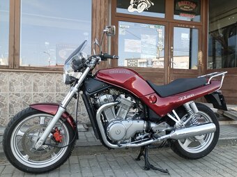 Suzuki VX 800 - 17