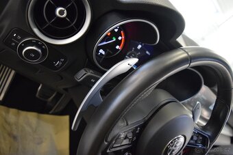 Alfa Romeo Stelvio 2.2 JTD SPRINT AT8 Q4 2021 - 17