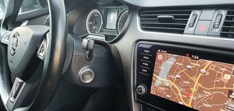 Škoda Octavia 3 Combi 2.0 TDI 110kW DSG Laurin & Klement - 17