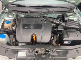 ŠKODA OCTAVIA 1,6Combi TOUR,tažné,1.majitel,koupeno v ČR - 17