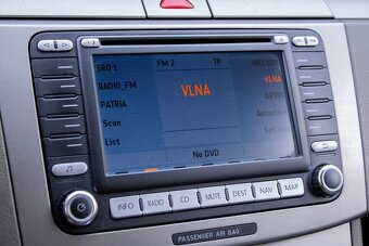 Volkswagen Passat Variant 2.0 TDI Sportline - 17