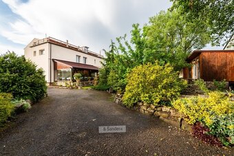 Prodej rodinného sídla (768 m²), pozemek 2 463m² - Číměř u J - 17