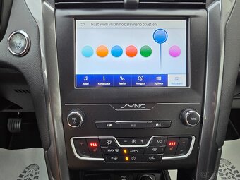 Ford MONDEO 2,0 TDCi 110kW TITANIUM ČR 2020 LED + NAVI - DPH - 17