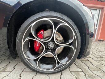 Alfa Romeo Giulia 2.0 Turbo Veloce 206kW - 17
