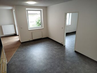 Pronájem bytu 3KK 96 m2 s vlastní zahradou  - bez RK - 17
