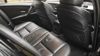 BMW M5 E60 V10 - 17