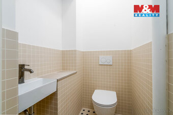 Prodej bytu 4+1, 141 m², Praha - Smíchov, ul. Zborovská - 17