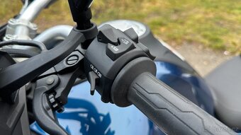 Moto 800MT Touring r.v. 2023 - 17