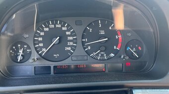 BMW E39 525D - 17