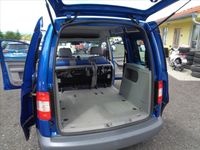 caddy 1.6 MPI Life 7 míst - 17