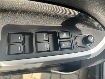 Suzuki Vitara 1,6VVTi-88kw,4x4,PREM,CZ,servis - 17