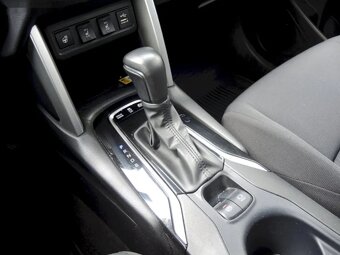 Toyota Corolla Cross, Comfort Business 2,0 Hybrid 4x 1 - 17