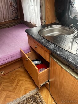 TOP obytný karavan Bürstner Belcanto (mover a předstan), - 17