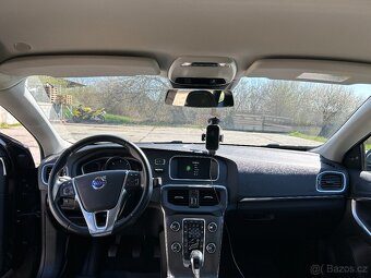 Volvo V40 D3 110 kW, 2,0 diesel r.v. 2016 - 17