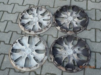 4xOriginál poklice kol na CITROEN C3 15tky. - 17