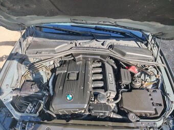 BMW E60 - 17