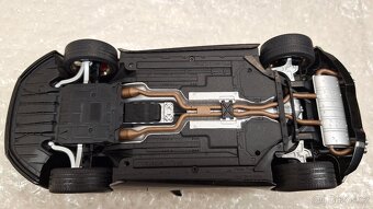 1:18 JAGUAR F-TYPE R - 17