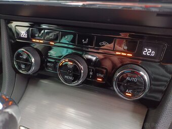 Škoda Superb 3 iV Combi 1.4TSI 160kW DSG - záruka Autodraft - 17
