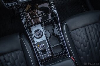 Kia Sorento 2.2 CRDi Platinum, 148kW, A8, Záruka 10/2027 - 17