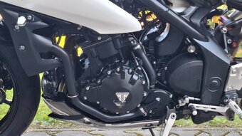 Triumph Speed Triple 1050 - 17