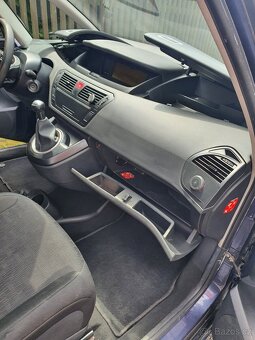 Citroën C4 Picasso - 17