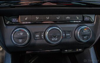 Škoda Octavia 3 Combi 2.0 TDI DPF RS - 17