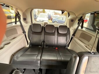 Chrysler Grand Voyager 2.8 CRD 120kW TOURING 7 MÍST - 17
