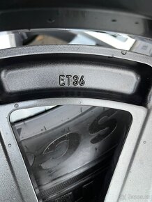 Mercedes GLS 167 AMG, kola 21" zimní - 17