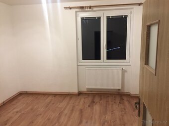 Pronájem bytu 3+1 s balkonem ve Všetatech - 17
