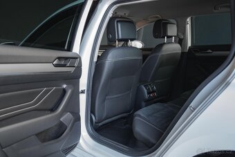 VOLKSWAGEN Passat-B8-2.OTDi-147kW-DSG-Rline-CZ-R17 - 17