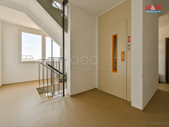 Pronájem bytu 4+1, 87 m², Benešov, ul. Vlašimská - 17