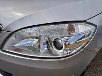 Škoda Fabia II 1.6TDI 66kW kombi - 17