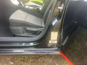 Volkswagen Golf 7 TDI 77kw model 2014 NAVI - 17