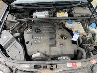 Audi A4 1,9 TDi 96kW Havarované - 17
