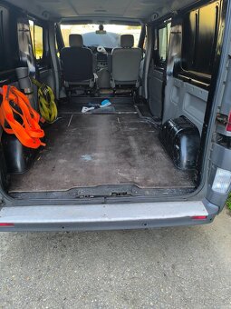 Renault Trafic - 17
