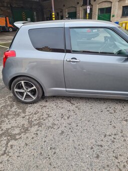 Suzuki Swift 1.6 sport  92kw 3 dver. - 17