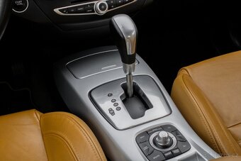 Renault Laguna Coupé 3.0DCi V6 2010 AT/6 - 17